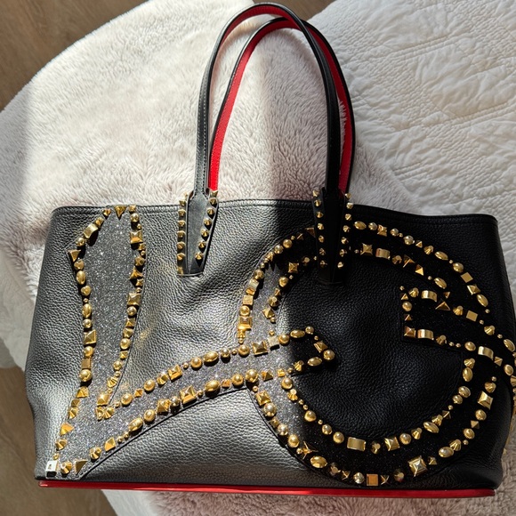 CHRISTIAN LOUBOUTIN Cabata Small Love Calf Paris Tote Bag studded stud sparkly - Picture 10 of 16